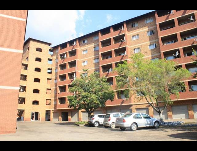 2 BEDROOM APARTMENT FOR SALE IN ZWARTKOP